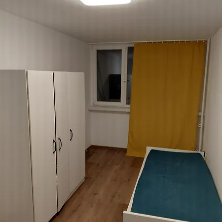 5 Separate In A Shared Near Skytower Close To Center ゲストハウス 3*